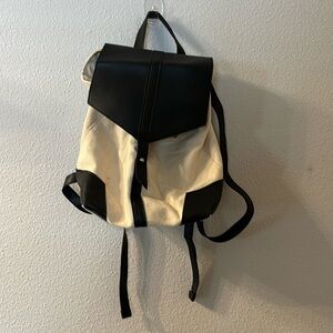 esprit mini backpack Sherpani Esprit Sling Backpack con leche
